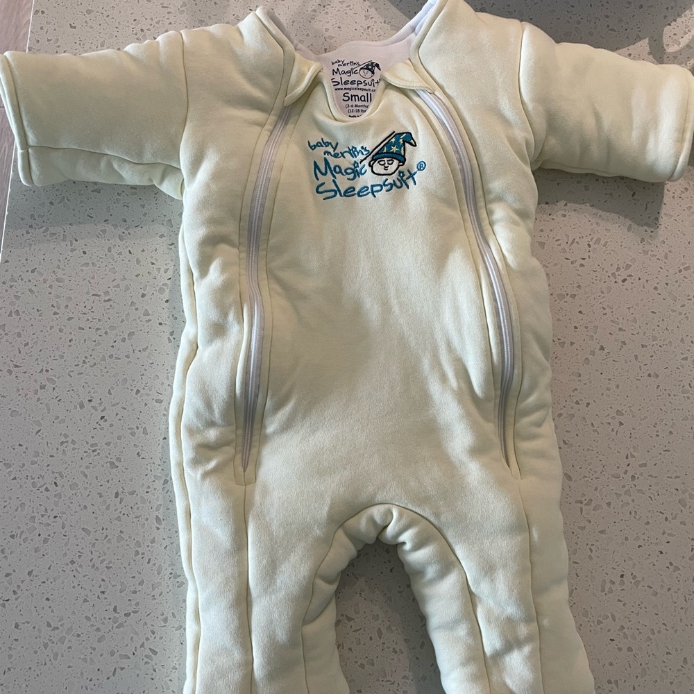 Magic sleeper 3-6 months